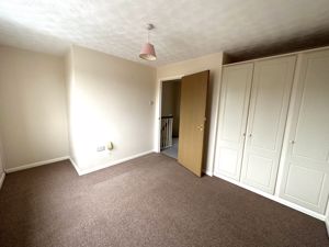 Bedroom- click for photo gallery